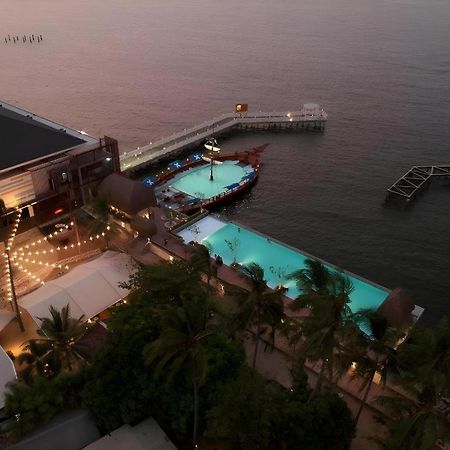 Putri Duyung Ancol Hotel Jacarta Exterior foto