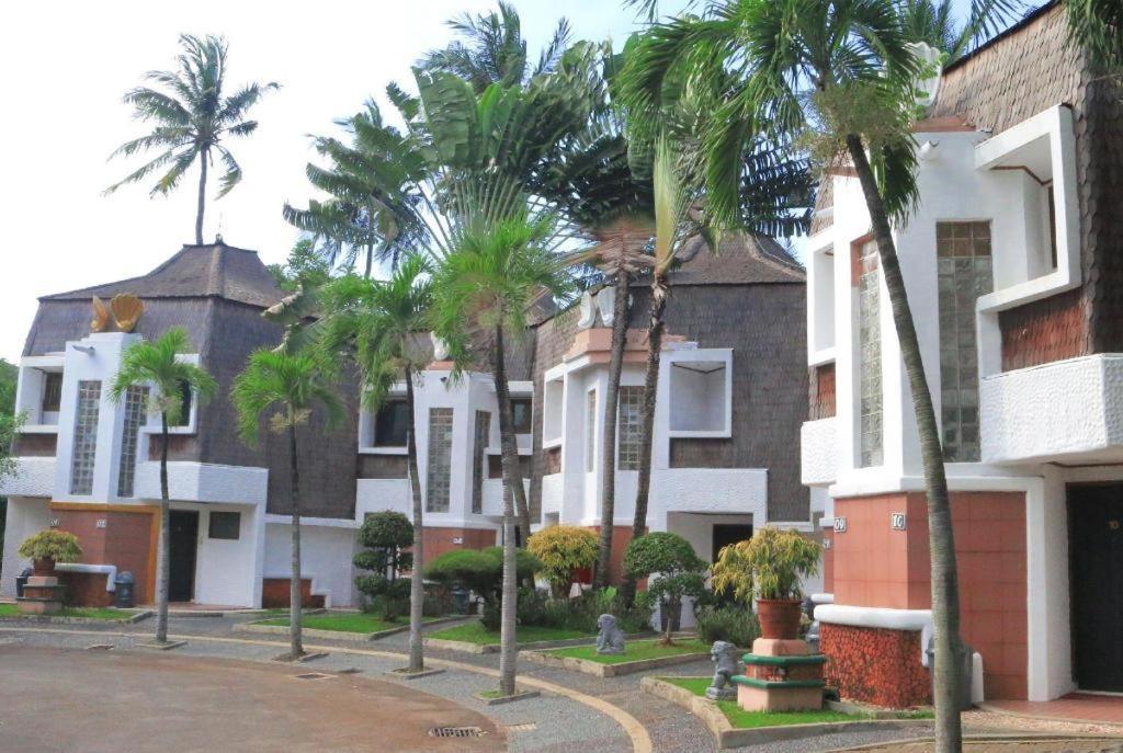 Putri Duyung Ancol Hotel Jacarta Exterior foto