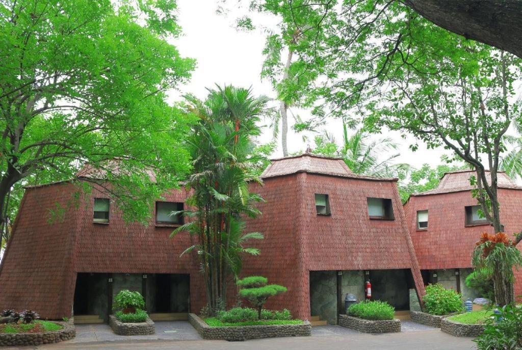 Putri Duyung Ancol Hotel Jacarta Exterior foto