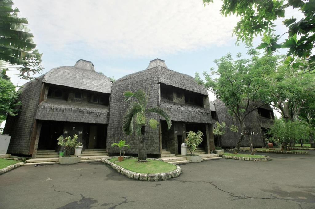 Putri Duyung Ancol Hotel Jacarta Exterior foto