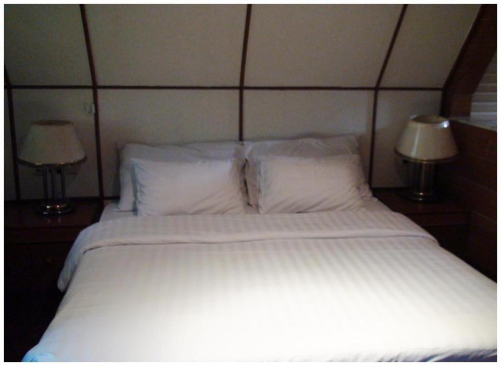 Putri Duyung Ancol Hotel Jacarta Exterior foto