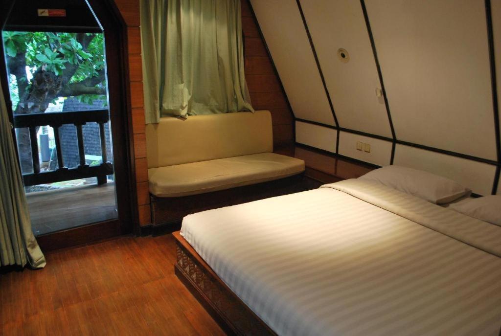 Putri Duyung Ancol Hotel Jacarta Exterior foto