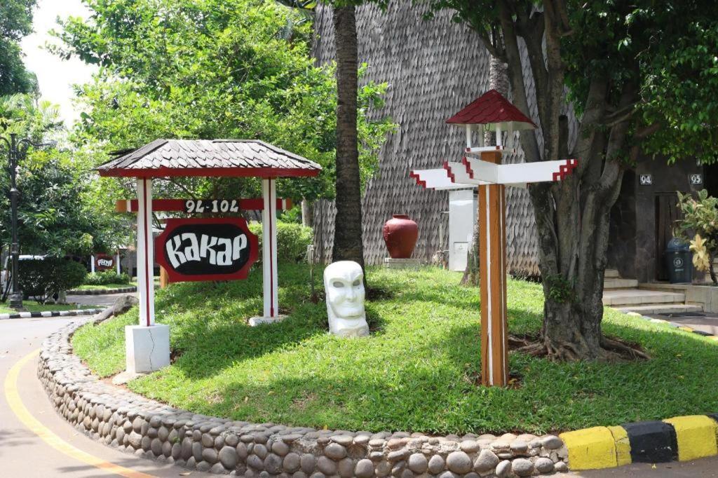 Putri Duyung Ancol Hotel Jacarta Exterior foto