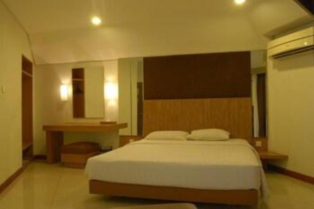 Putri Duyung Ancol Hotel Jacarta Exterior foto
