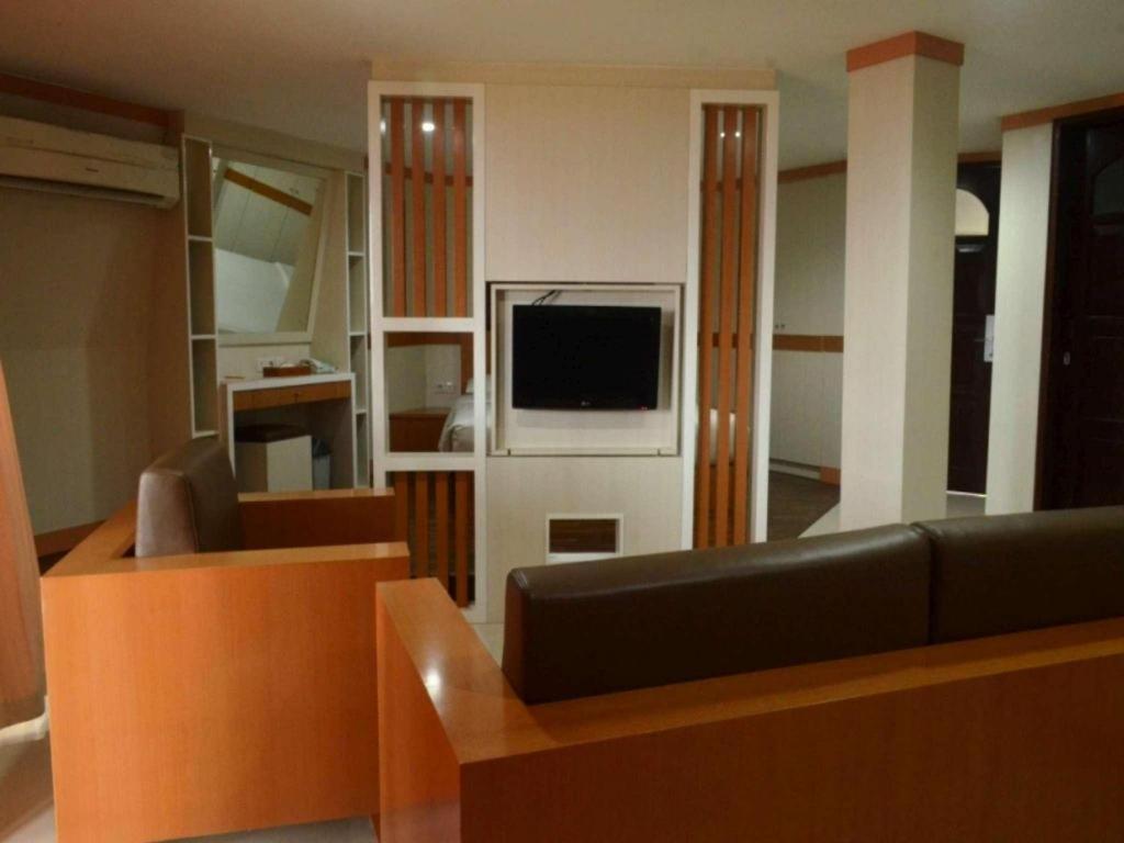Putri Duyung Ancol Hotel Jacarta Exterior foto